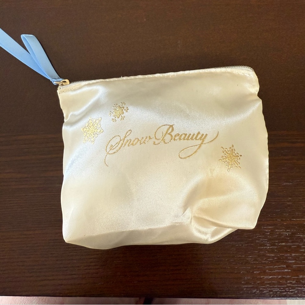 Brand new snow beauty set!